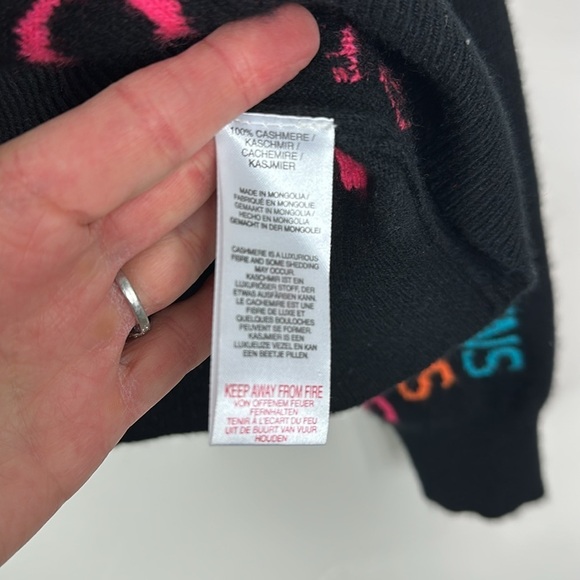 Scott & Scott London Black Cashmere Rue La La Love Wins Sweater Small - Picture 5 of 8